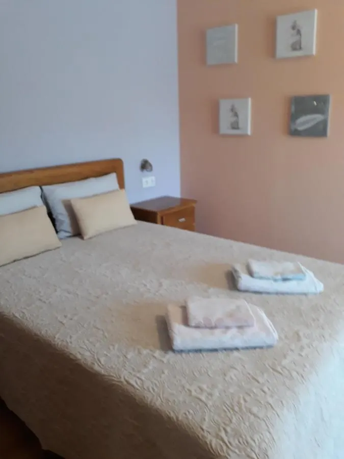 Cynda'S Home فيزيو منزل للإقامة